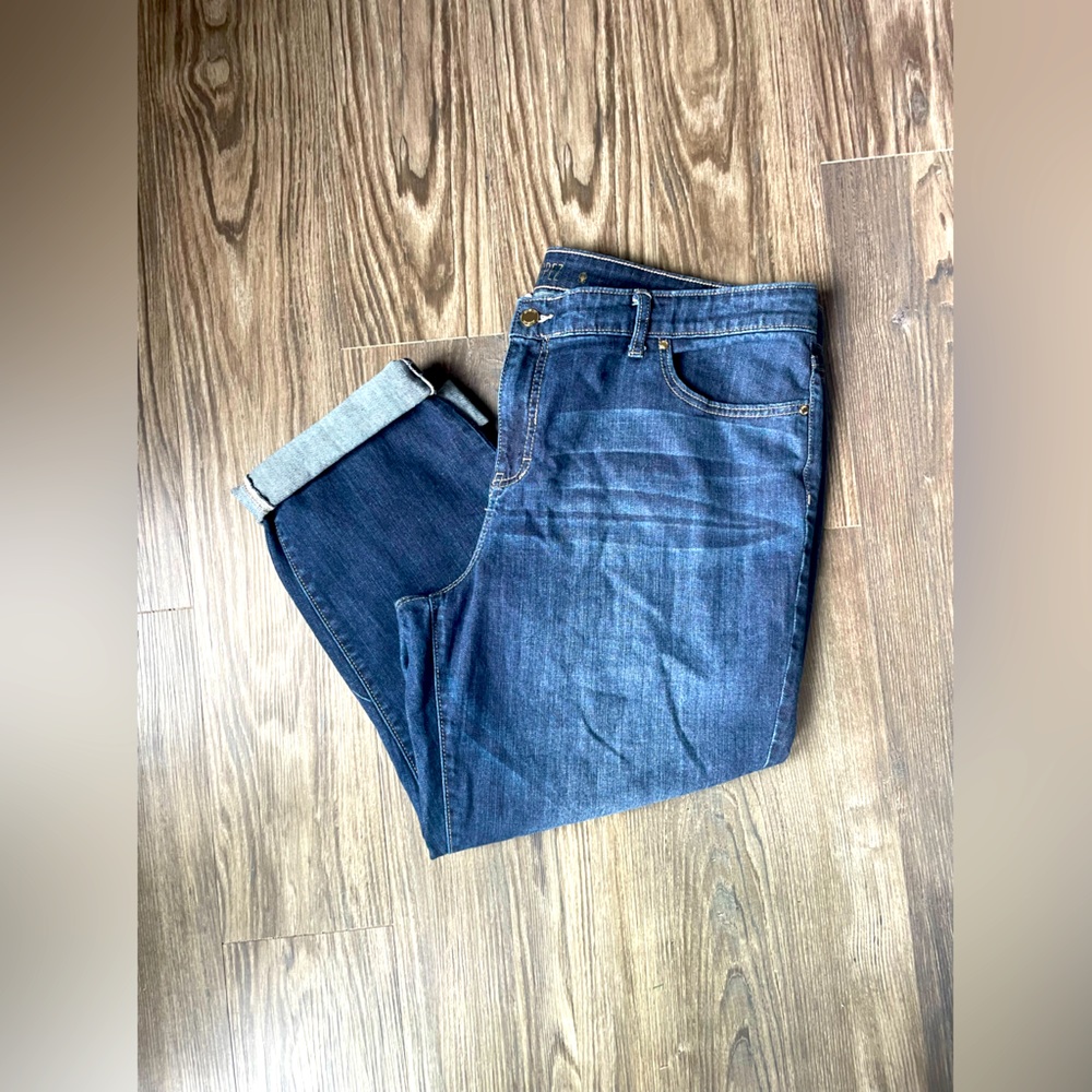 Jennifer Lopez boyfriend  jeans size 18